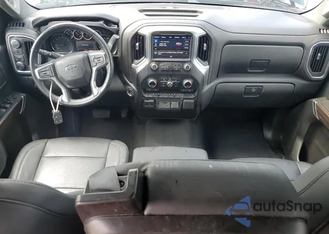 2021 Chevrolet Silverado K1500 Lt z USA, uszkodzony, nr VIN 1GCUYDED6MZ296172